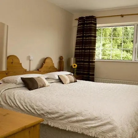Ashgrove Kinsale